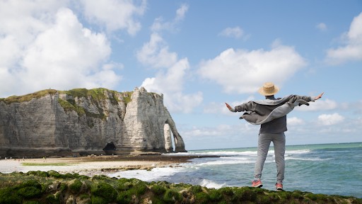 How Can You Stay Safe While Traveling