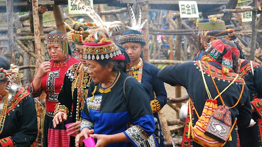 Why Is Cultural Awareness So Important While Traveling